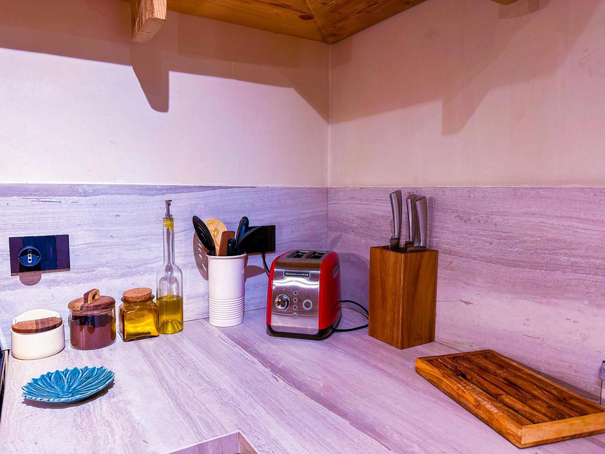 Joivy Modern Family Chalet With Stunning Mountain Views 샴폴루크 외부 사진