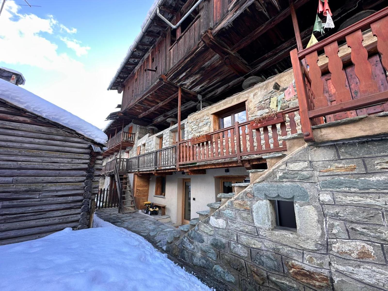 Joivy Modern Family Chalet With Stunning Mountain Views 샴폴루크 외부 사진